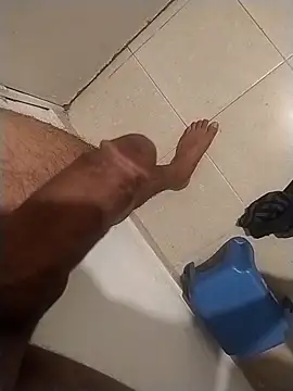 Snapshot of ricolinoSabrso92 chatting on February 14, 2026, 6:21 am ricolinoSabrso92 online show from February 14, 2026, 6:21 am