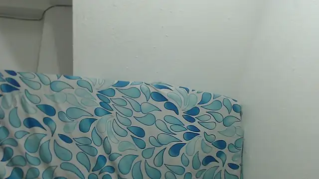 Snapshot of Lily_Jone7 chatting on November 1, 2025, 3:36 pm Lily Jone7 online show from November 1, 2025, 3:36 pm