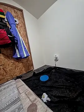 Snapshot of uratre chatting on December 21, 2025, 11:28 am uratre online show from December 21, 2025, 11:28 am