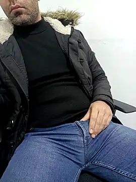 Snapshot of Yaman_33 chatting on February 28, 2026, 6:03 am Yaman 33 online show from February 28, 2026, 6:03 am