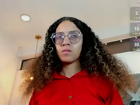 Hanna Cornee  online show from September 20, 2025, 1:56 pm