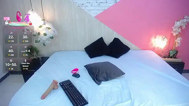 sophia brunette  online show from December 17, 2025, 11:27 am