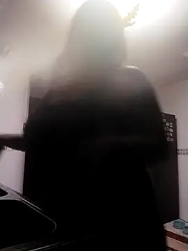 SheilaCoopers  online show from February 5, 2026, 10:42 am