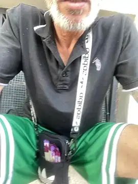 crisfootlicker online show from June 24, 2026, 6:34 am