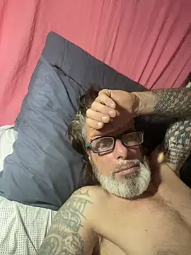 crisfootlicker online show from July 31, 2026, 12:37 pm