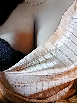 Ponds beauty online show from October 31, 2025, 3:51 am