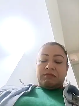 Asuna yuuky online show from December 22, 2025, 2:25 pm