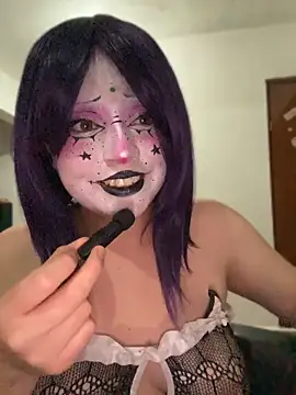 Lucy YupiSweet online show from April 17, 2026, 9:01 am