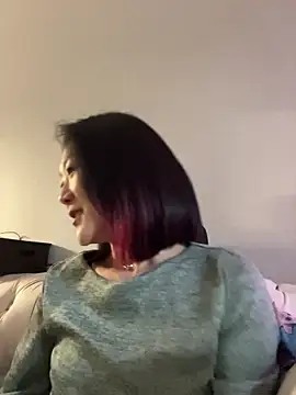 AikoYamada online show from November 2, 2025, 6:49 am