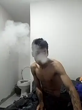 Snapshot of iRusx chatting on November 8, 2025, 10:41 pm iRusx online show from November 8, 2025, 10:41 pm