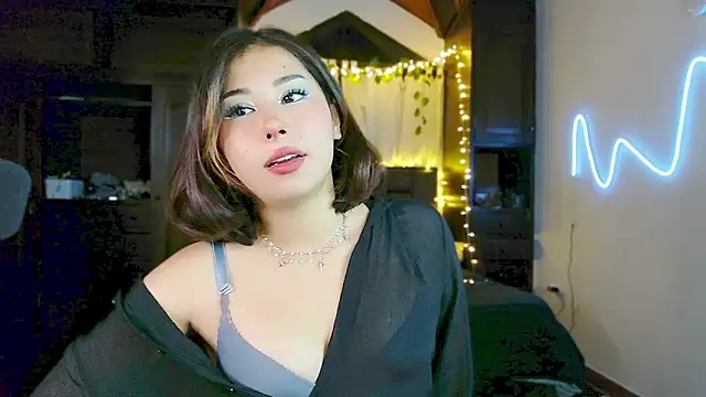 Snapshot of Shisuku_Sophi chatting on January 16, 2026, 5:55 am Shisuku Sophi online show from January 16, 2026, 5:55 am