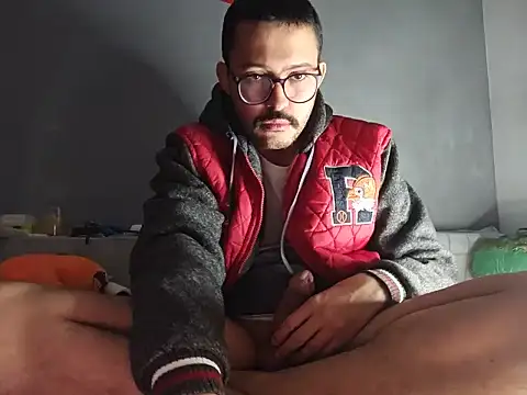 gozasexy xxx online show from July 8, 2026, 3:00 am