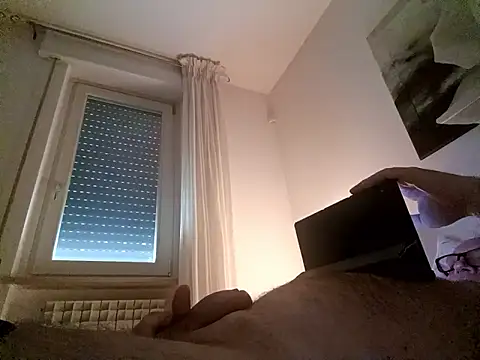 Io125 online show from April 20, 2026, 6:05 am