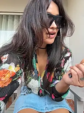 Ofcourseoneday online show from April 17, 2026, 10:18 am