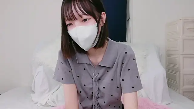 Azusa 128 online show from October 2, 2025, 7:59 am