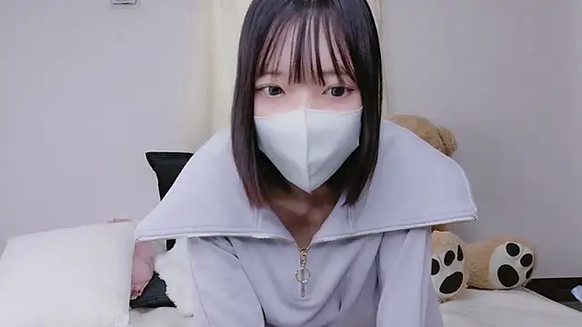 Azusa 128 online show from October 8, 2025, 7:28 am