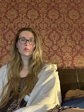 Snapshot of Jugira chatting on October 8, 2025, 9:56 pm Jugira online show from October 8, 2025, 9:56 pm