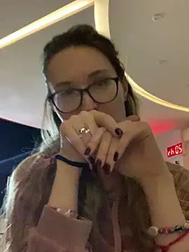 Snapshot of Jugira chatting on November 2, 2025, 6:54 pm Jugira online show from November 2, 2025, 6:54 pm