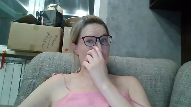 Snapshot of Jugira chatting on July 13, 2026, 8:00 pm Jugira online show from July 13, 2026, 8:00 pm