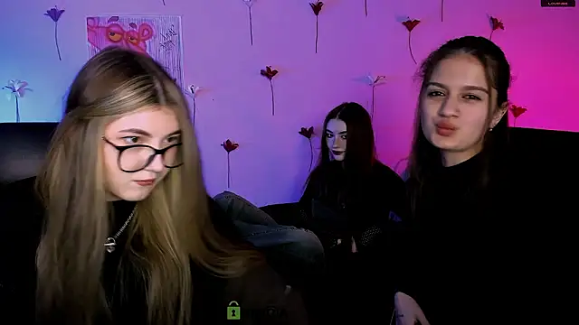 barbara crazy online show from February 28, 2026, 8:32 pm