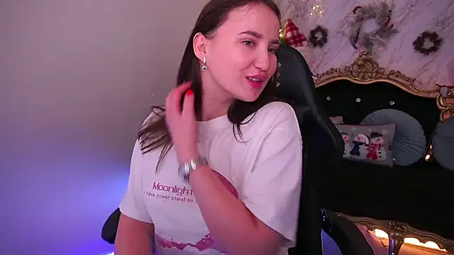 SofieBloom online show from January 6, 2026, 11:03 am