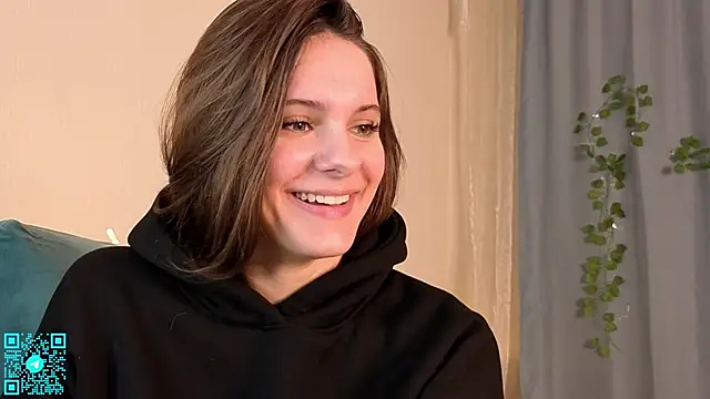 Snapshot of chloemilka chatting on October 17, 2025, 7:49 pm chloemilka online show from October 17, 2025, 7:49 pm