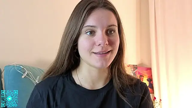 Snapshot of chloemilka chatting on November 16, 2025, 5:40 pm chloemilka online show from November 16, 2025, 5:40 pm