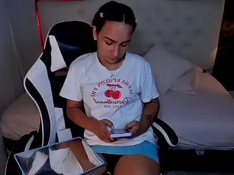 salome rojas  online show from January 14, 2026, 8:14 pm