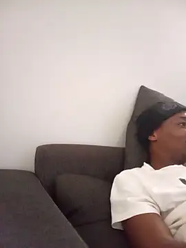 KinkyJ  online show from November 11, 2025, 7:08 am