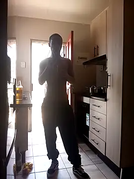 KinkyJ  online show from November 12, 2025, 8:59 am