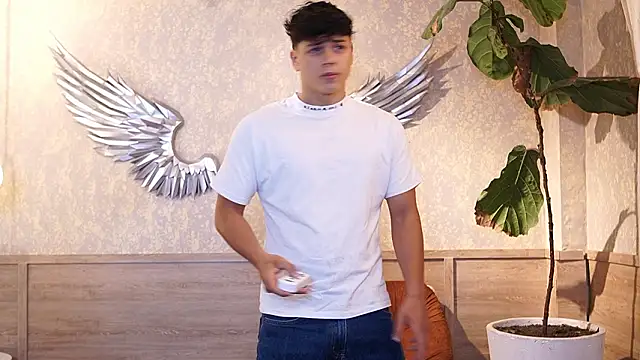 Ethan occonor online show from February 18, 2026, 11:39 am