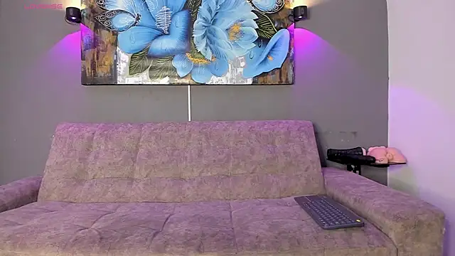 elizabeth lamer online show from October 12, 2025, 6:45 am