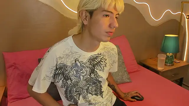 Enrrixxx  online show from February 11, 2026, 12:37 am