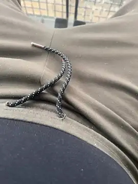 Snapshot of Marius1991 chatting on November 27, 2025, 9:22 am Marius1991 online show from November 27, 2025, 9:22 am