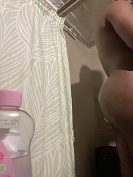 biggdaddyydmen online show from June 11, 2026, 2:53 am