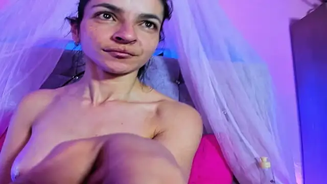 karol rose online show from November 23, 2025, 9:53 am