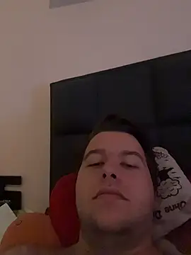 Snapshot of Lars2306 chatting on November 21, 2025, 10:36 am Lars2306 online show from November 21, 2025, 10:36 am