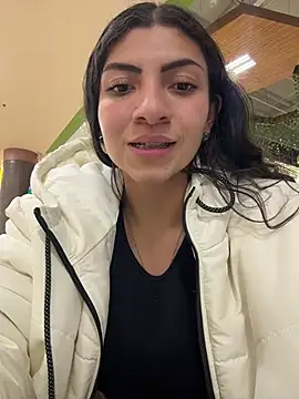 Snapshot of arieel__722 chatting on November 4, 2025, 11:04 pm arieel 722 online show from November 4, 2025, 11:04 pm