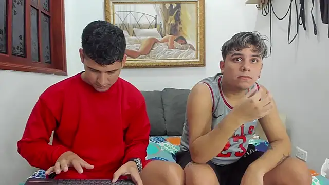 DavilANDkevin2 online show from October 3, 2025, 2:19 am