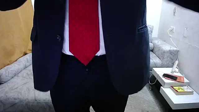 Victor Maitland online show from October 14, 2025, 3:29 am