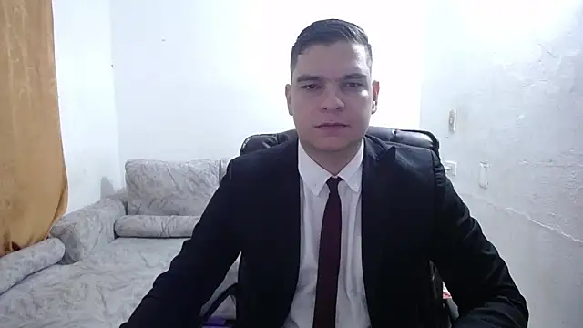 Snapshot of Victor_Maitland chatting on April 25, 2026, 7:11 pm Victor Maitland online show from April 25, 2026, 7:11 pm