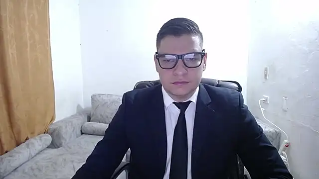 Snapshot of Victor_Maitland chatting on April 27, 2026, 7:56 pm Victor Maitland online show from April 27, 2026, 7:56 pm