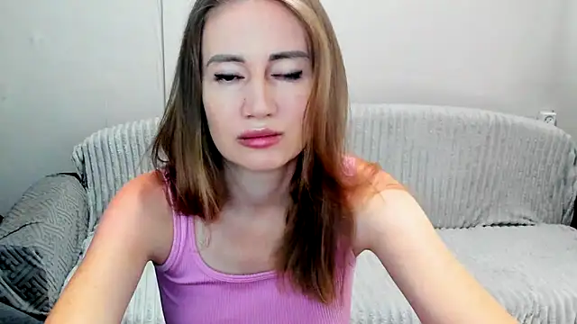 JessFoxxx online show from June 19, 2026, 3:22 am