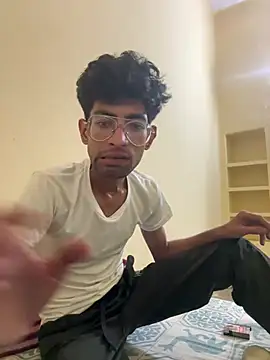 smokieeetwink online show from June 19, 2026, 8:56 pm