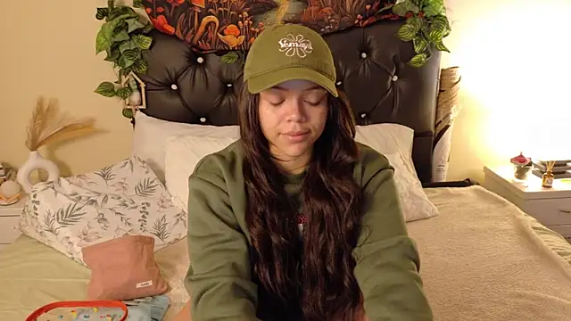 Snapshot of Amanda_sweet chatting on October 16, 2025, 12:50 pm Amanda sweet online show from October 16, 2025, 12:50 pm