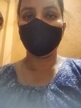 Desi couple305 online show from February 11, 2026, 3:22 am