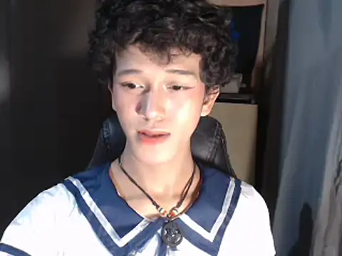 Snapshot of kenbigcockxx chatting on October 4, 2025, 9:40 am kenbigcockxx online show from October 4, 2025, 9:40 am