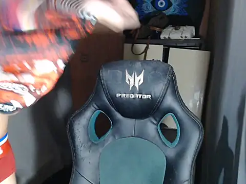 Snapshot of kenbigcockxx chatting on October 9, 2025, 11:52 am kenbigcockxx online show from October 9, 2025, 11:52 am