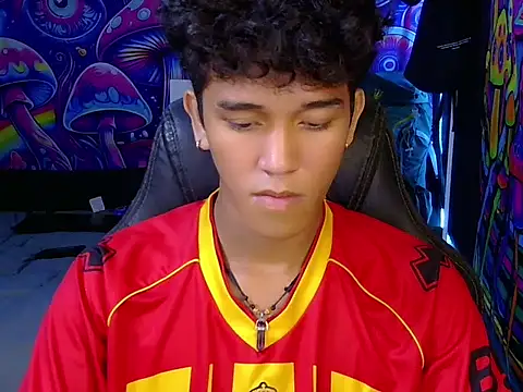 kenbigcockxx online show from May 28, 2026, 2:36 pm