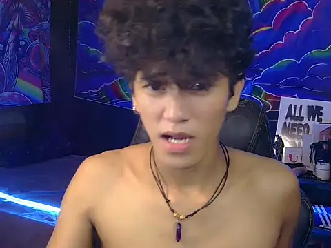 Snapshot of kenbigcockxx chatting on July 10, 2026, 12:59 am kenbigcockxx online show from July 10, 2026, 12:59 am